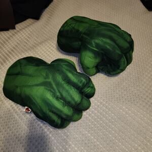 ZONGBA EUC INCREDIBLE HULK SMASH HANDS COSTUME GREEN PLUSH GLOVES